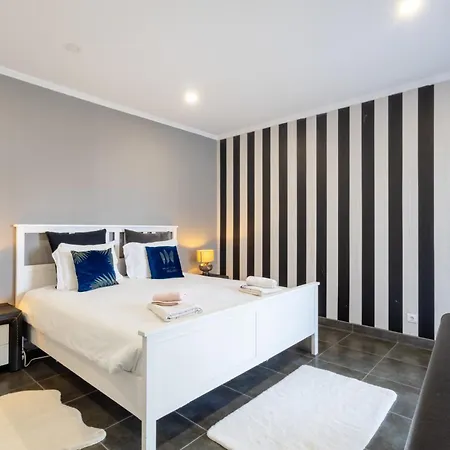House4you Moderno * Lagos
